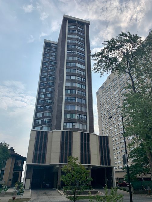505-6325 Sheridan Rd, Chicago, IL, 60660-1723 | Card Image