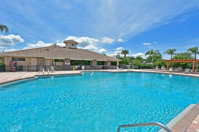 8906 Stone Harbour Loop, House other with 3 bedrooms, 2 bathrooms and null parking in BRADENTON FL | Image 64