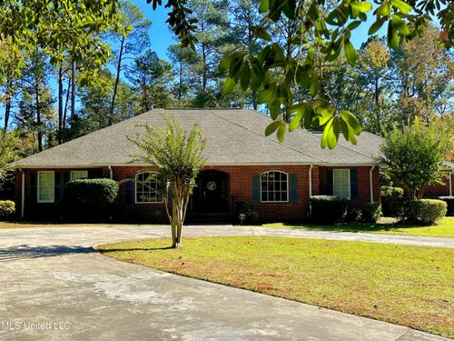 306 Cherokee Dr, Mccomb, MS, 39648-6014 | Card Image