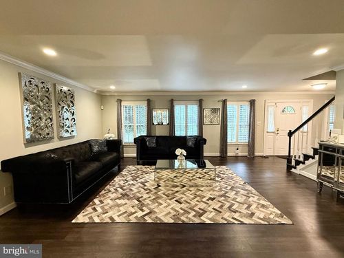 6421 Spring Lake Dr, BURKE, VA, 22015-4021 | Card Image