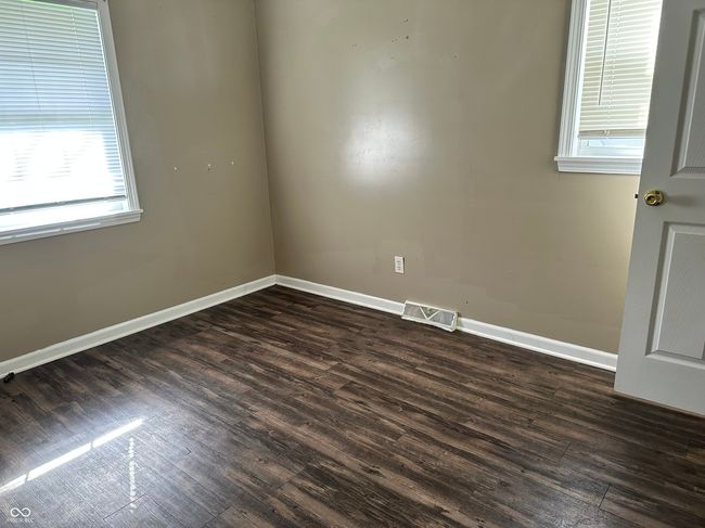 2nd bedroom | Image 8