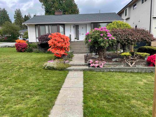 1904 Cliff Ave, Burnaby, BC, V5A2K8 | Card Image