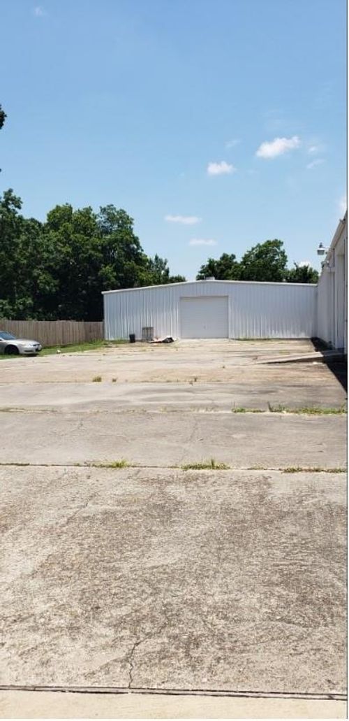 10210 Fulton St, Houston, TX, 77076-4216 | Card Image