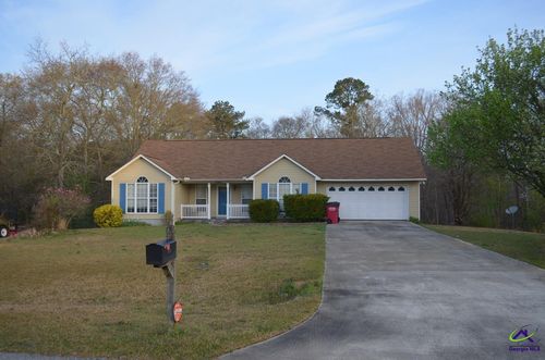 423 Windsor Ct, Macon, GA, 31216-9101 | Card Image