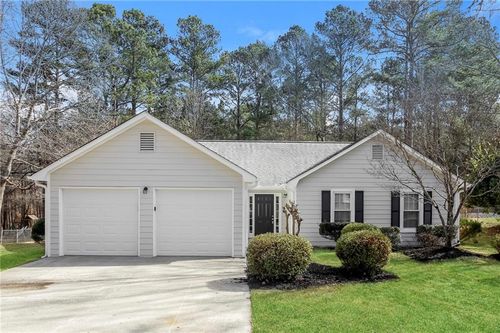 122 Collins Dr, Douglasville, GA, 30134-7188 | Card Image