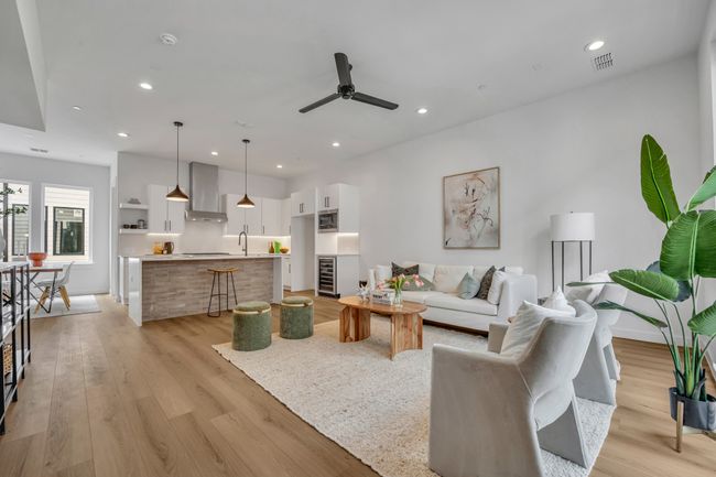 UNIT-106 - 3612 San Jacinto St, Condo with 2 bedrooms, 3 bathrooms and null parking in Dallas TX | Image 5