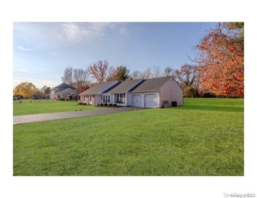 6 Vineyard Way, Mount Sinai, NY, 11766 | Card Image