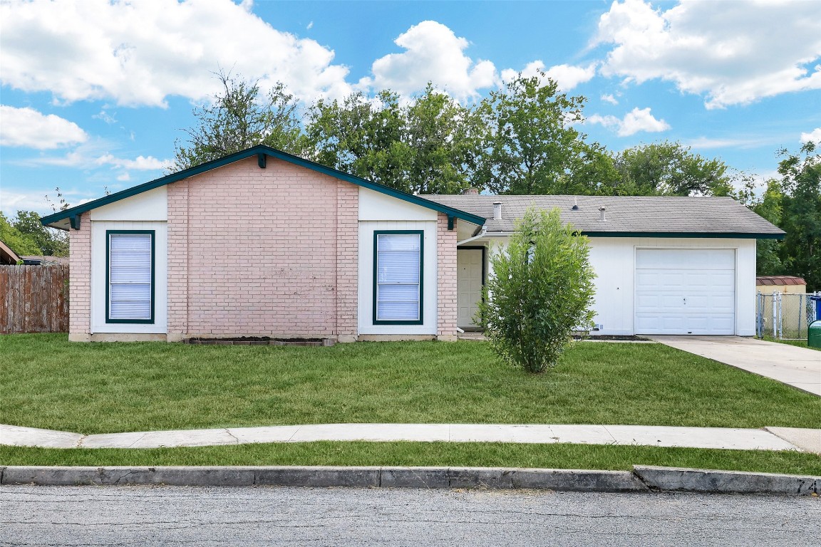Singing Brook Dr, San Antonio, TX 78227