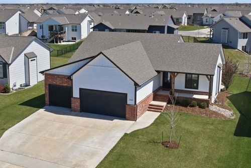 2540 N Quartz St, Andover, KS, 67002-7661 | Card Image