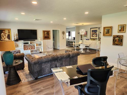 apt-202-1707 Consulate Pl, West Palm Beach, FL, 33401-1849 | Card Image