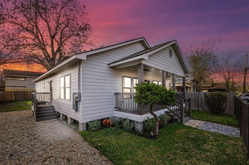 2111 Chapman St, Houston, TX, 77009-8213 | Card Image