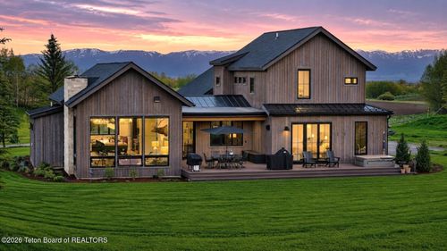 45 E Painted Rock Way, Alta, WY, 83414-4907 | Card Image