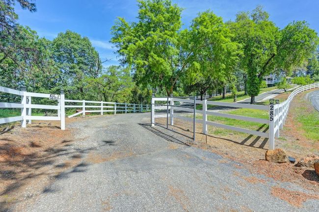 285 Fairidge Dr, House other with 4 bedrooms, 3 bathrooms and null parking in Applegate CA | Image 45