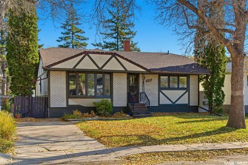 2739 Harvey St, Regina, SK, S4N2N7 | Card Image