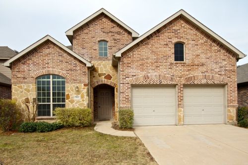 404 Hummingbird Dr, Little Elm, TX, 75068-8512 | Card Image