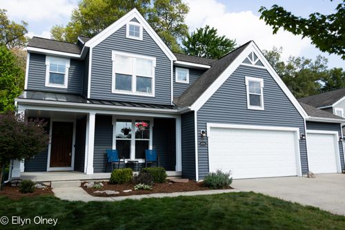 16894 Arbor Way Dr, Nunica, MI, 49448-9364 | Card Image