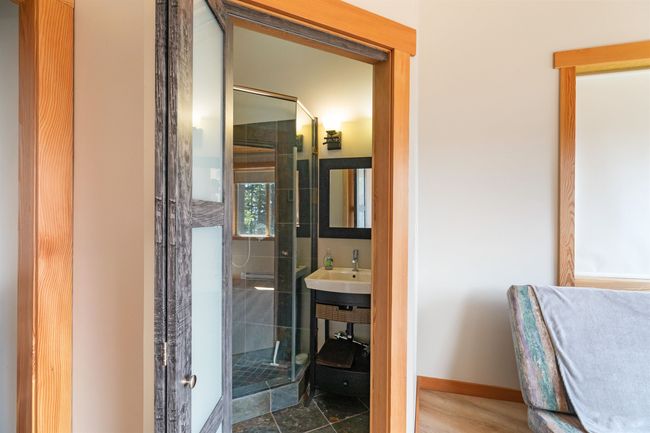 304 Esplanade Rd, House other with 3 bedrooms, 2 bathrooms and null parking in Gibsons BC | Image 24
