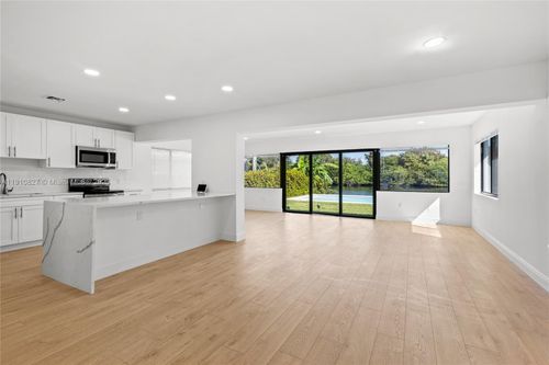 317 N 31st Ave, Hollywood, FL, 33021-7005 | Card Image