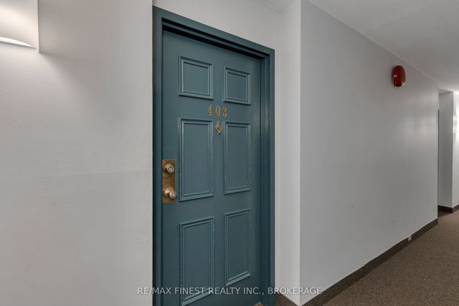 403 - 540 Talbot Pl, Condo with 2 bedrooms, 1 bathrooms and 1 parking in Gananoque ON | Image 5