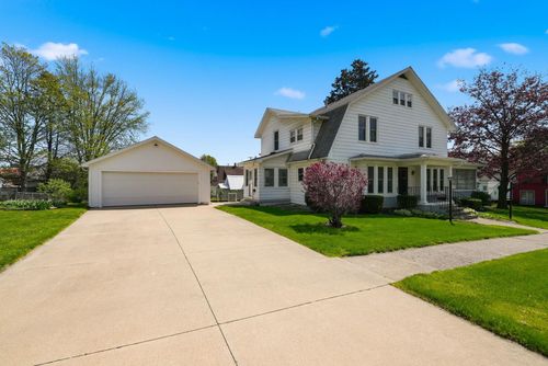 209 S Superior Street, Angola, IN, 46703 | Card Image