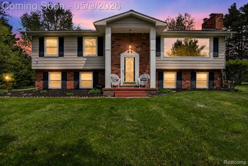 1180 Hurd Rd, Ortonville, MI, 48462-9769 | Card Image