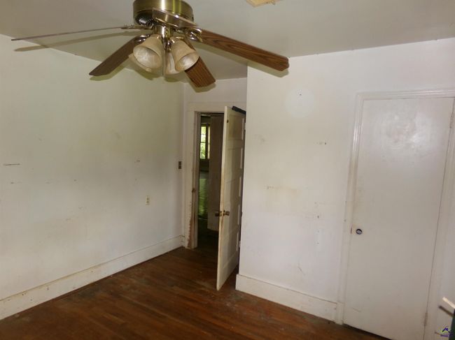 9533 Us Highway 80 W, House other with 3 bedrooms, 1 bathrooms and null parking in Culloden GA | Image 16