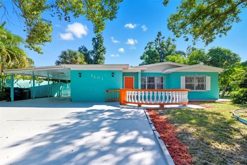 7101 N Howard Ave, TAMPA, FL, 33604-5242 | Card Image
