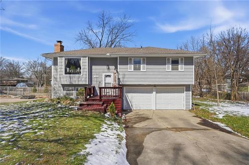 818 Ne 115th St, Kansas City, MO, 64155-1409 | Card Image