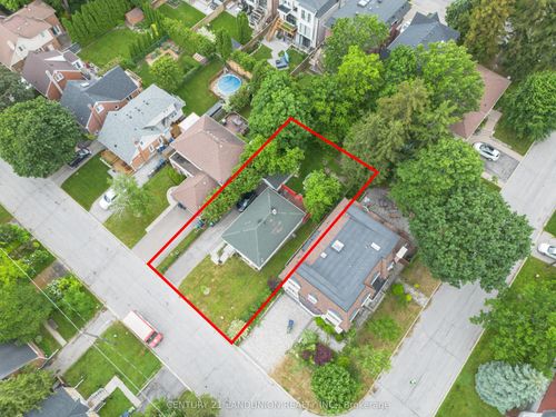 200 Elmhurst Ave, North York, ON, M2N1S3 | Card Image