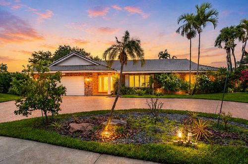 2378 Deer Creek Lob Lolly Ln, Deerfield Beach, FL, 33442-1308 | Card Image