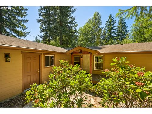 24201 E Evergreen Park St, Welches, OR, 97067-9731 | Card Image