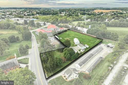 310 N Constitution Ave, NEW FREEDOM, PA, 17349-9520 | Card Image