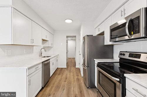 21 Park Square Dr, INDIAN HEAD, MD, 20640-1719 | Card Image