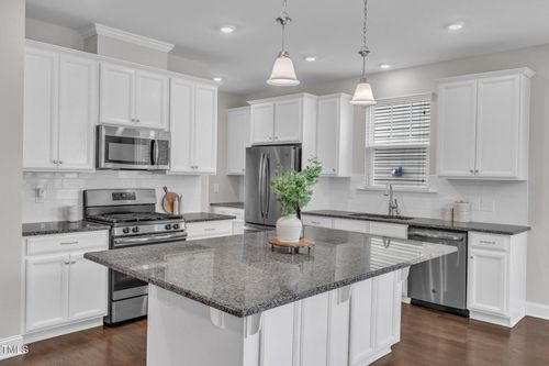 4252 Rockdell Hall St, Raleigh, NC, 27616-8078 | Card Image