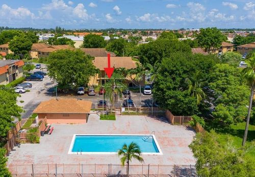 apt-12-6605 W 26th Dr, Hialeah, FL, 33016-2841 | Card Image