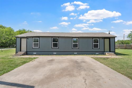 1601 Sam Houston St, Bellmead, TX, 76705-2389 | Card Image