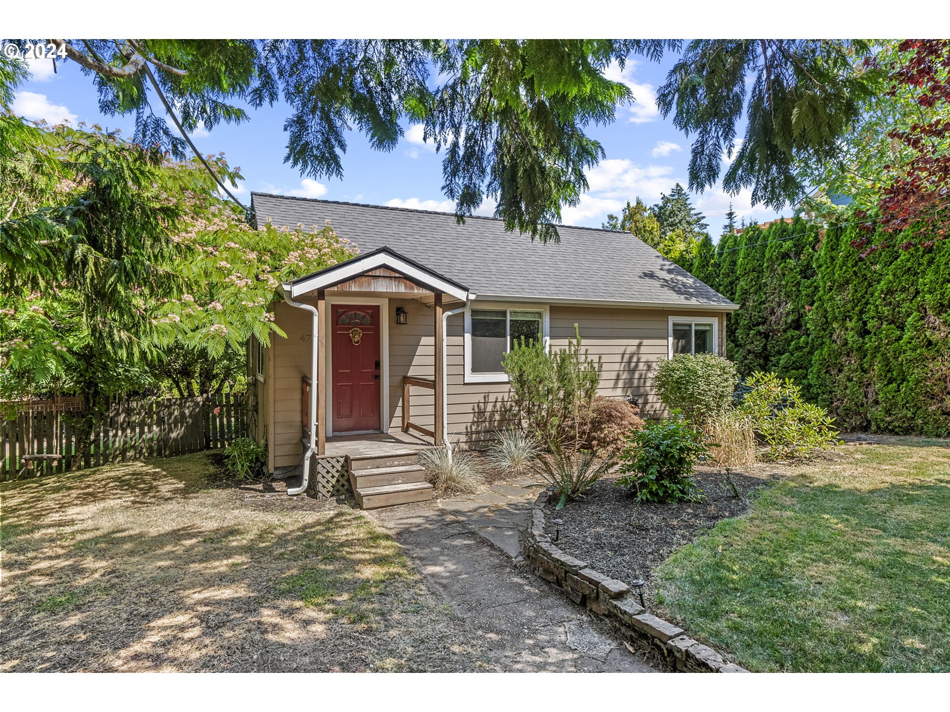 Buddington St, Portland, OR 97219