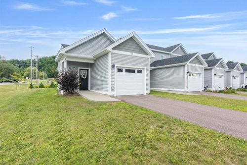 13 Clover Ln, Hinesburg, VT, 05461-4496 | Card Image