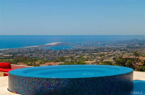 9 Pelican Crest Dr, Newport Coast, CA, 92657-1804 | Card Image