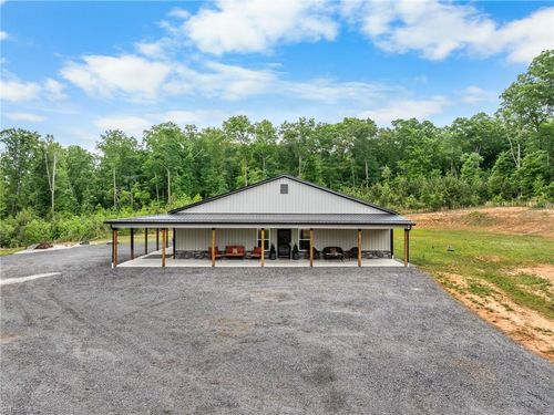 160 Riverwood Dr, Lexington, NC, 27292-8867 | Card Image