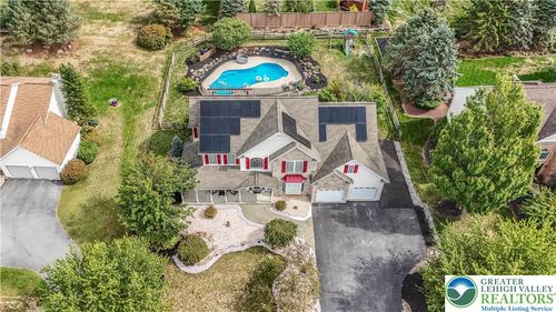 2237 Apple Rd, FOGELSVILLE, PA, 18051-1906 | Card Image