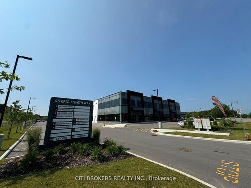 5-45 Eric T Smith Way, Aurora, ON, L4G3Z8 | Card Image