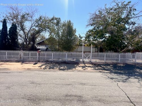 13227 Flint St, North Edwards, CA, 93523-3506 | Card Image