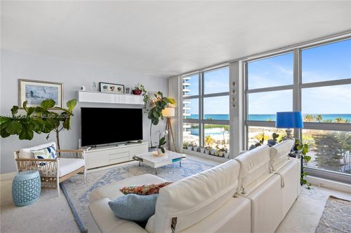 apt-5n-5055 Collins Ave, Miami Beach, FL, 33140-2766 | Card Image