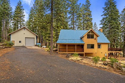 38018 Glenwood Ln, Shaver Lake, CA, 93664-9702 | Card Image