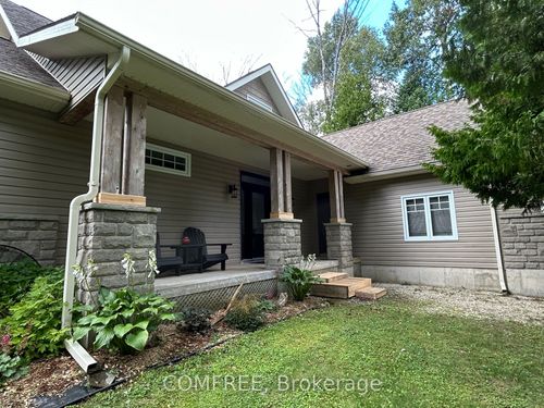 38 Bell Dr, Northern Bruce Peninsula, ON, N0H2T0 | Card Image