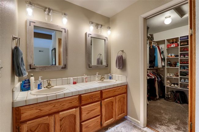 2630 Oak Woods Ct, House other with 3 bedrooms, 3 bathrooms and 2 parking in Catheys Valley CA | Image 28