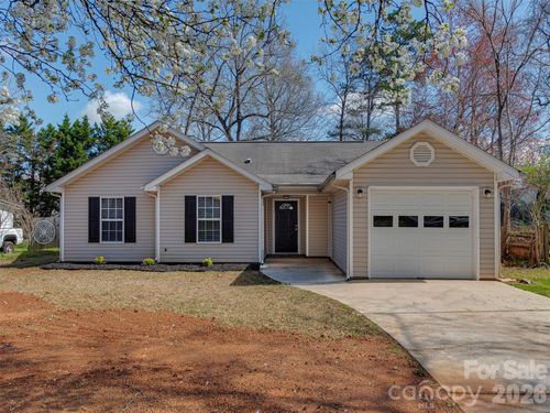 6726 1st Ave, Indian Trail, NC, 28079-8528 | Card Image