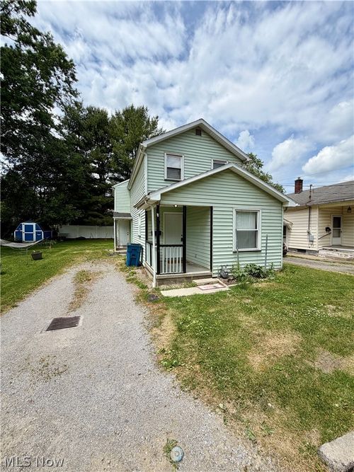 112 N Clover Ave, Niles, OH, 44446-1656 | Card Image