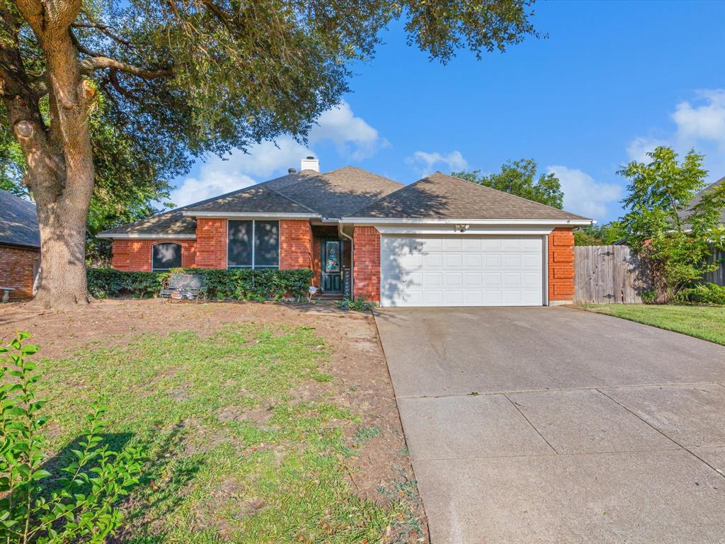 Elkhart Ct, Arlington, TX 76016